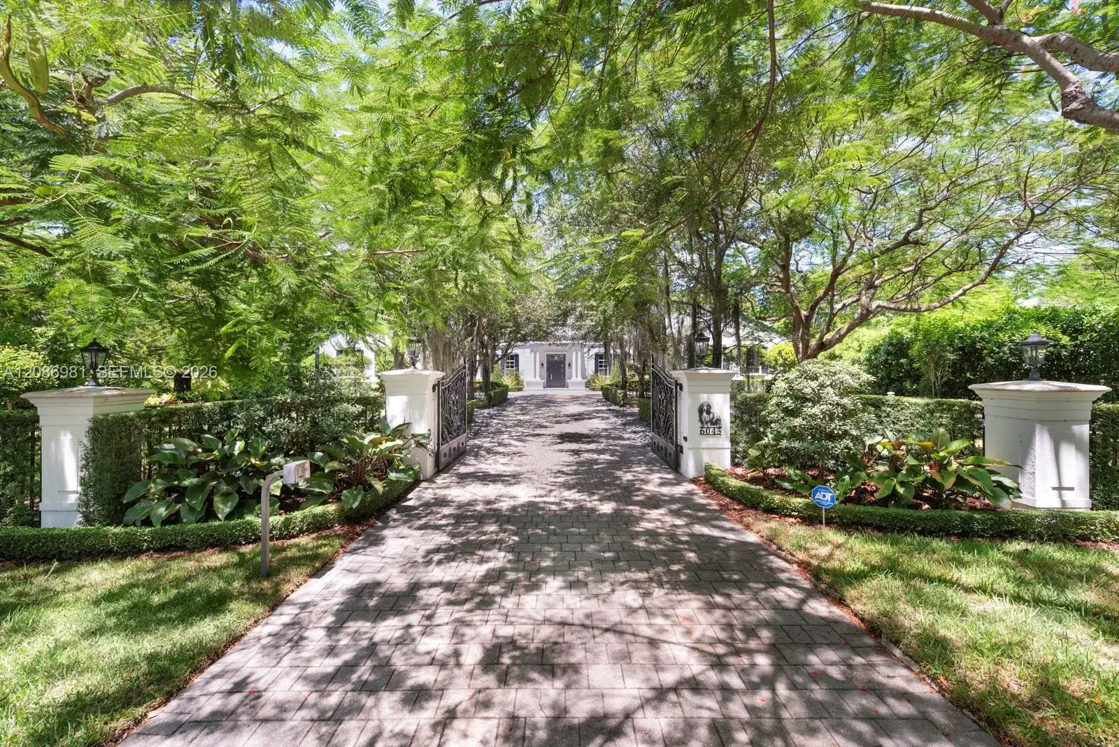 6045 SW 106th St, Pinecrest FL 33156 photo 5