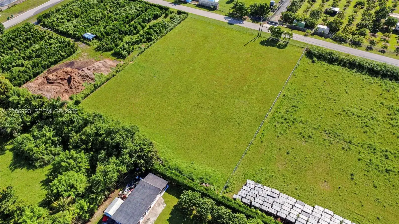 23240 SW 209th Pl, Homestead FL 33031 photo 3