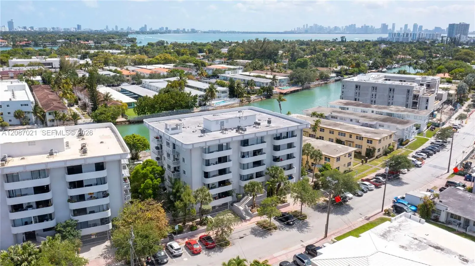 130 S Shore Dr # 2F, Miami Beach FL 33141 photo 4