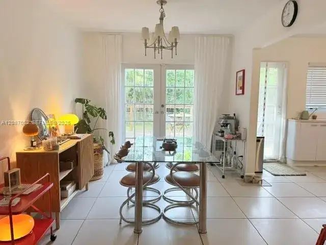5760 SW 35th St, Miami FL 33155 photo 2