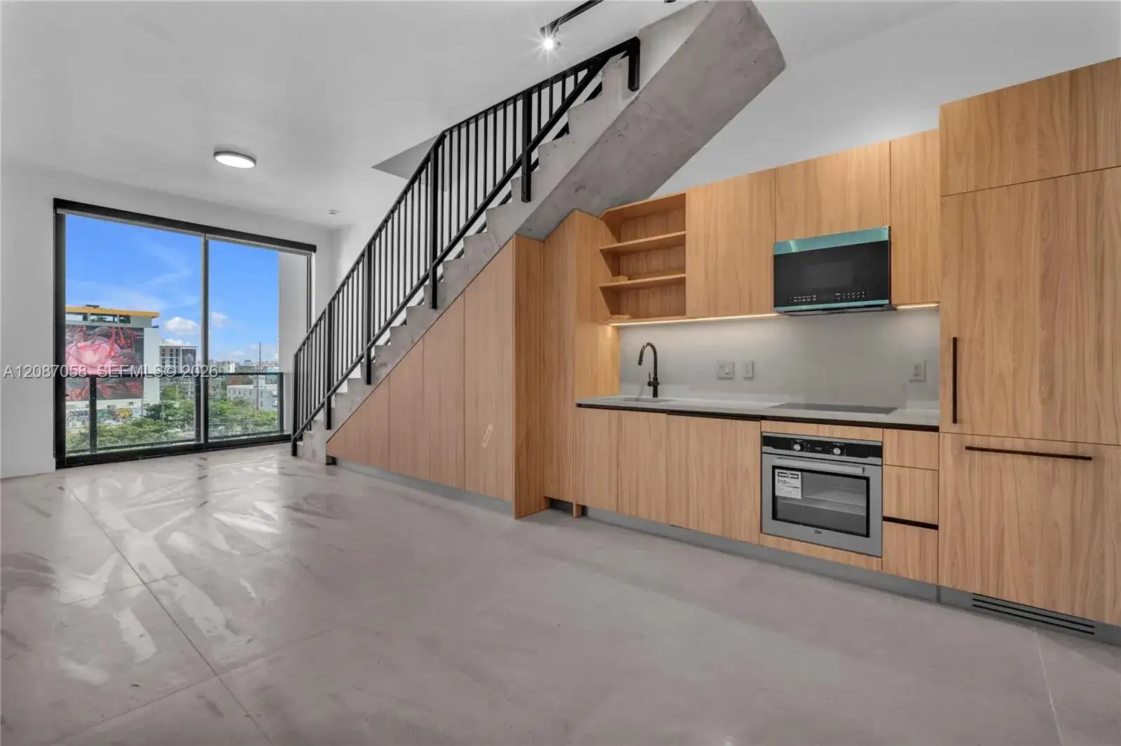 91 NW 27th St # 502, Miami FL 33127 photo 2