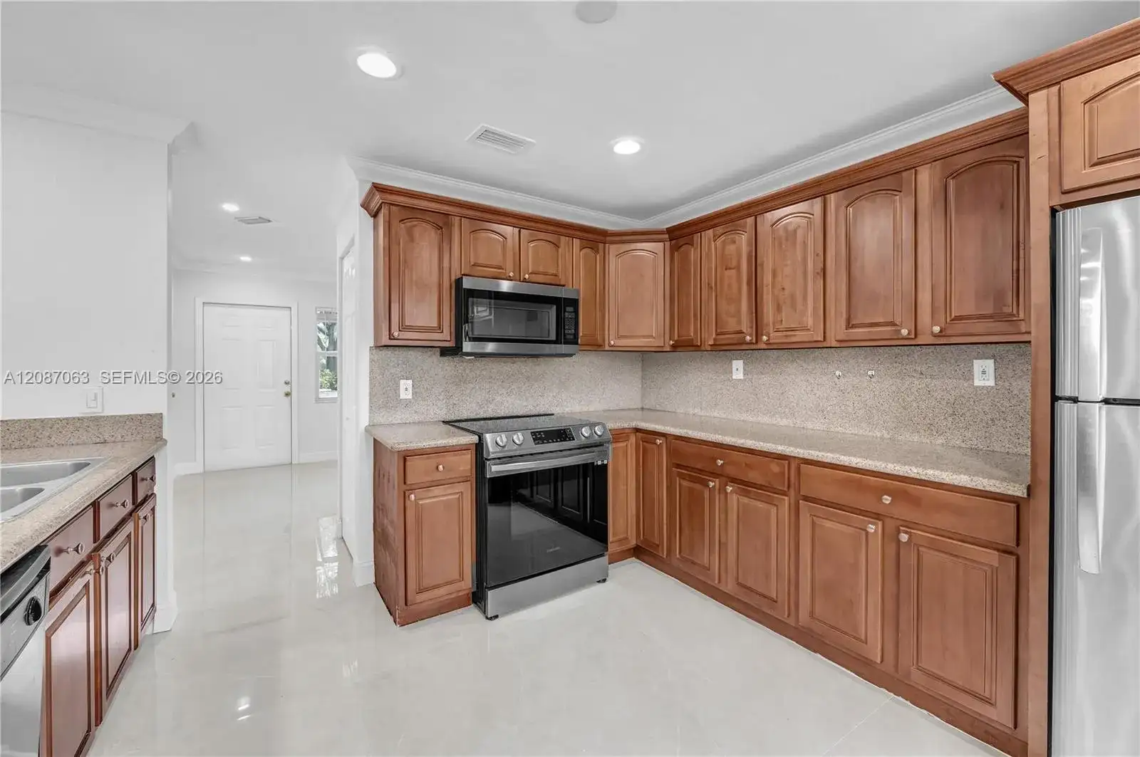 10667 NW 45th St # 10667, Coral Springs FL 33065 photo 3