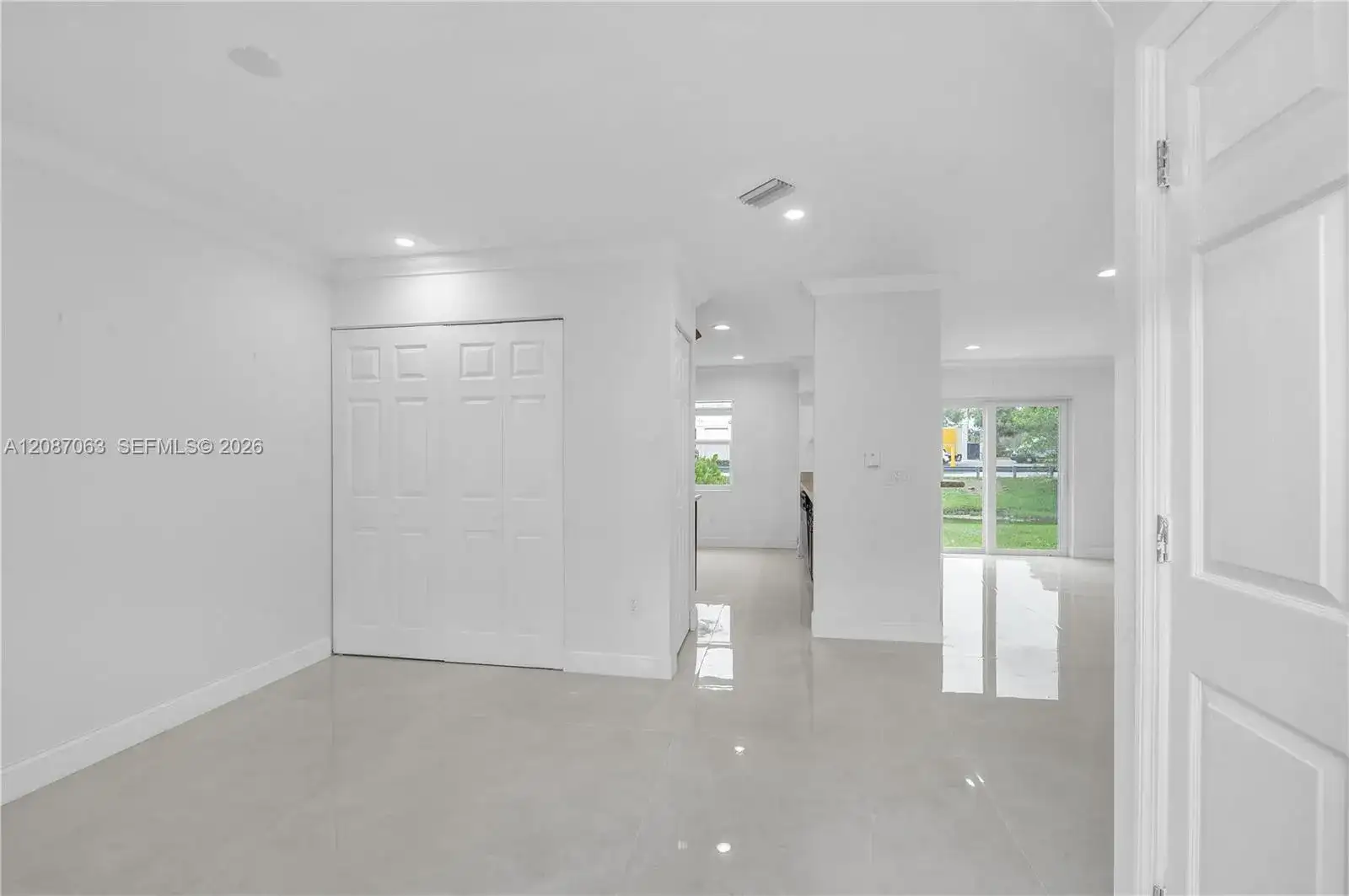 10667 NW 45th St # 10667, Coral Springs FL 33065 photo 4