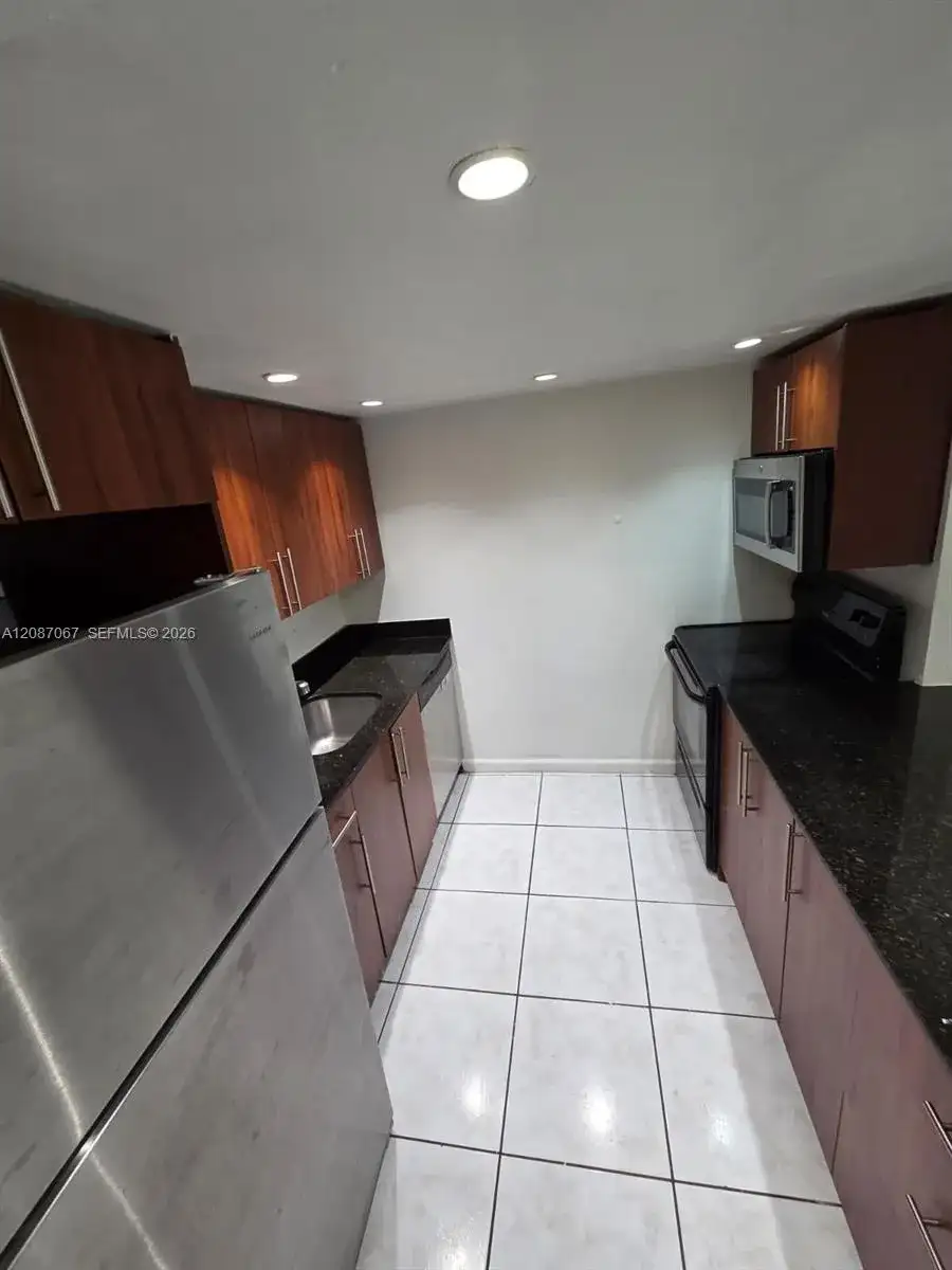 1885 NE 121st St # 8, North Miami FL 33181 photo 2