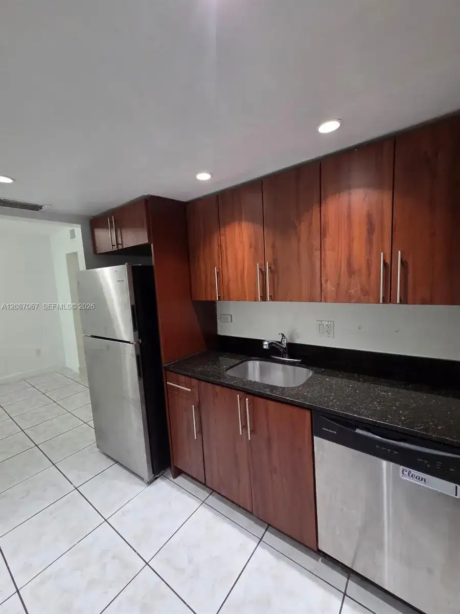 1885 NE 121st St # 8, North Miami FL 33181 photo 3