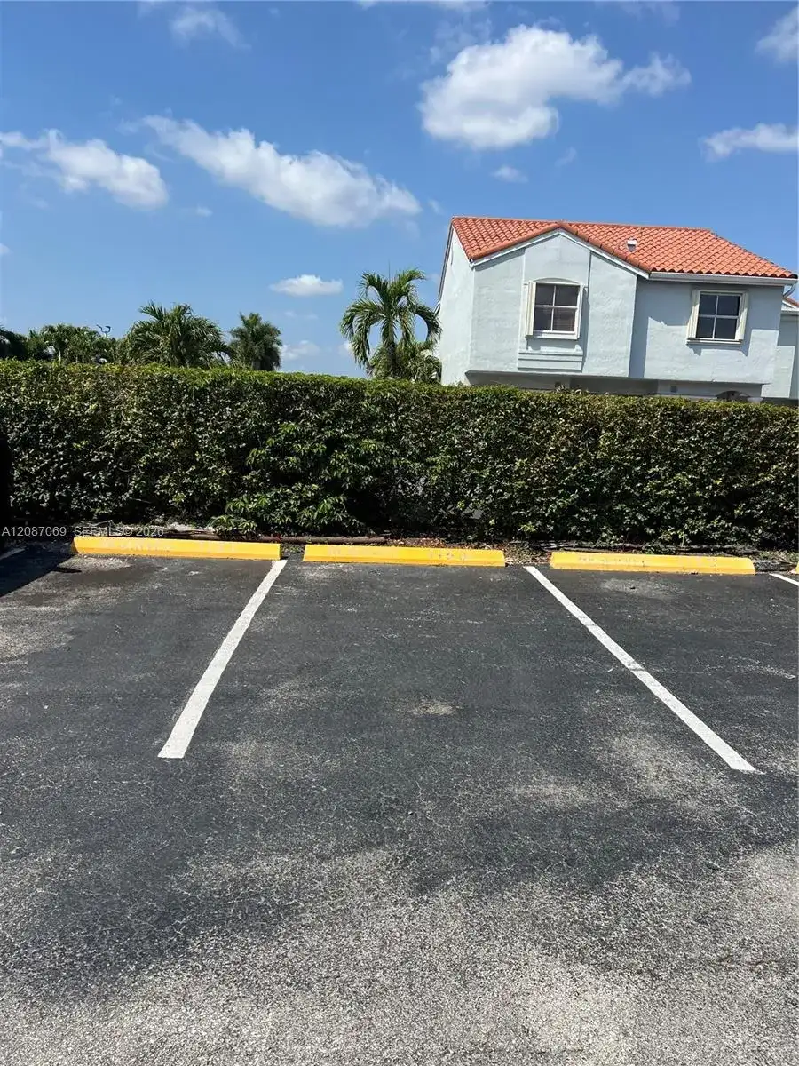 1153 NW 123rd Pl # 304, Miami FL 33182 photo 3