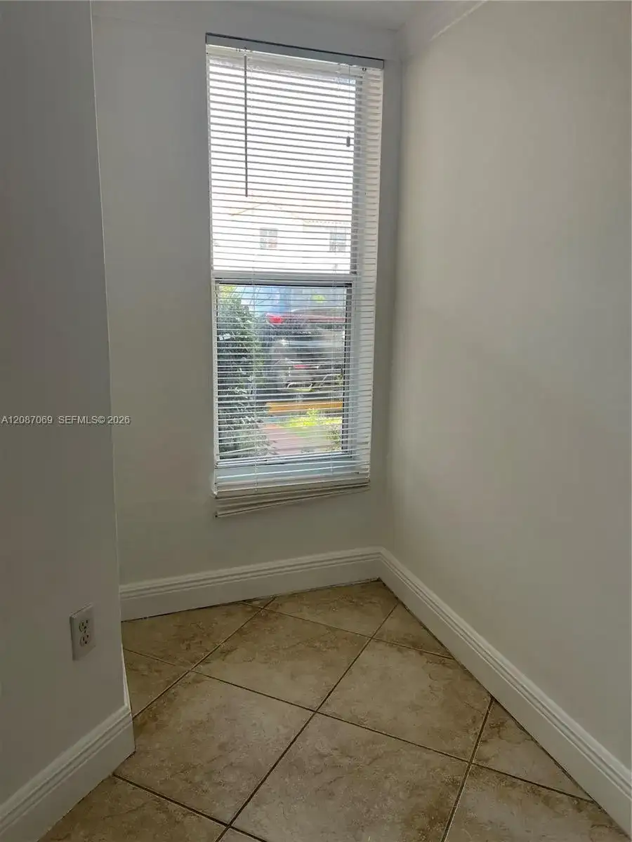 1153 NW 123rd Pl # 304, Miami FL 33182 photo 4
