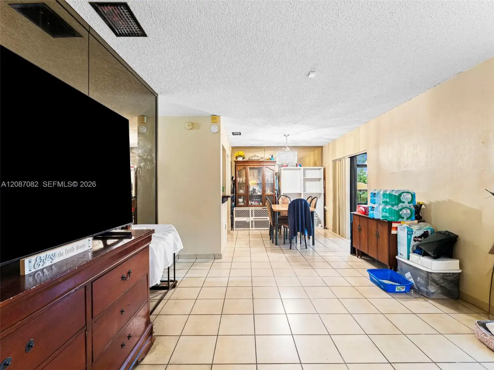 5440 E 7th Ave, Hialeah FL 33013 photo 4