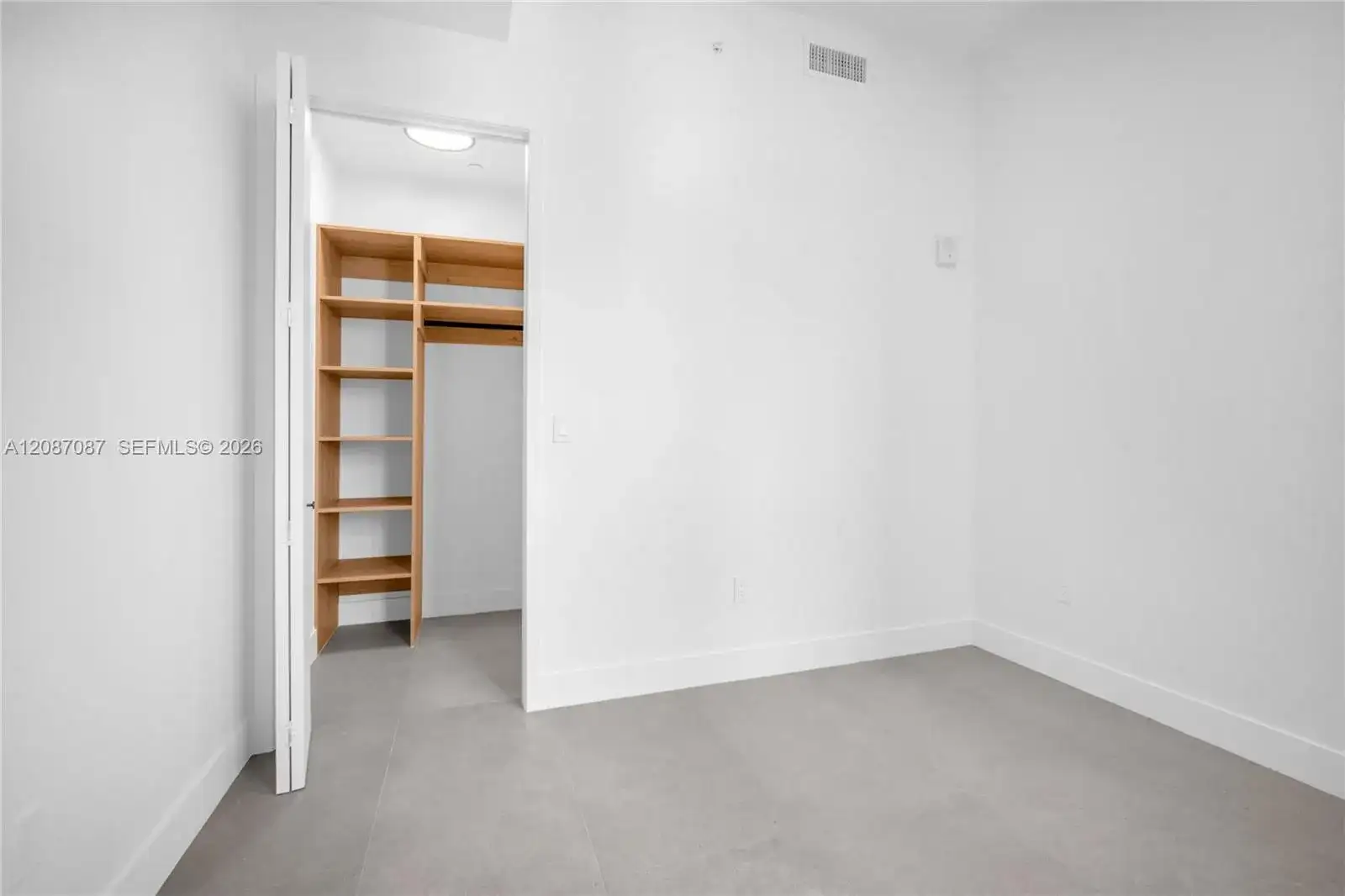 91 NW 27th St # 504, Miami FL 33127 photo 4