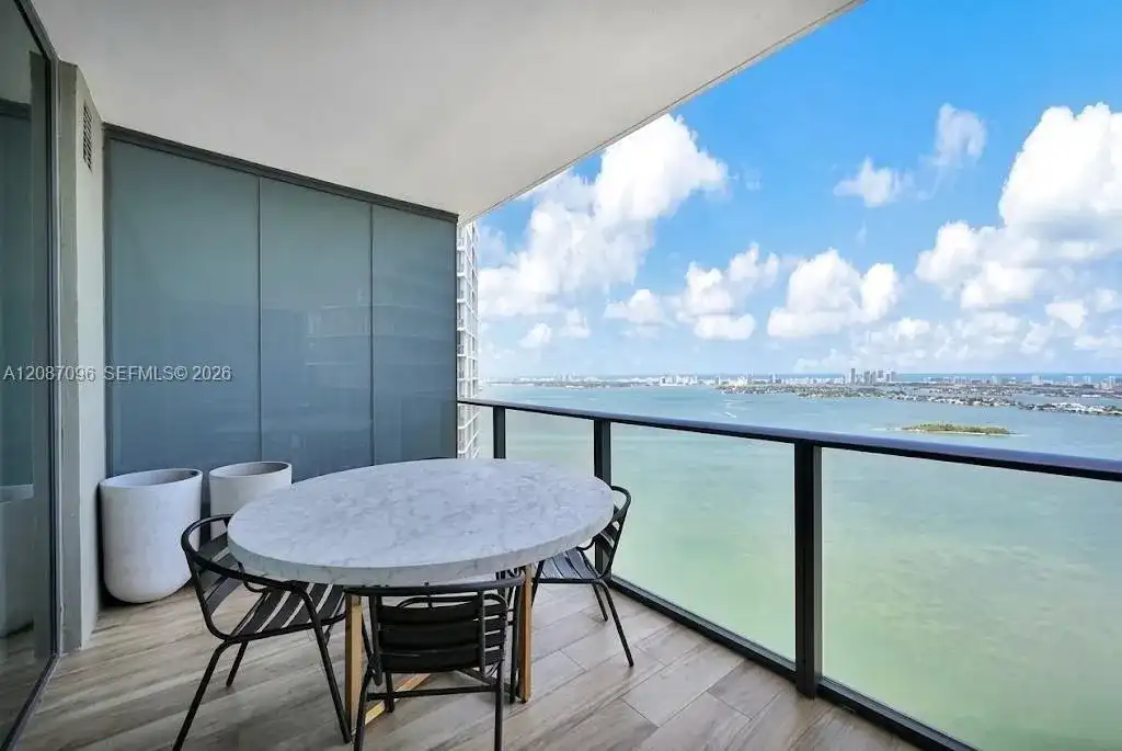 650 NE 32nd St # 4705, Miami FL 33137