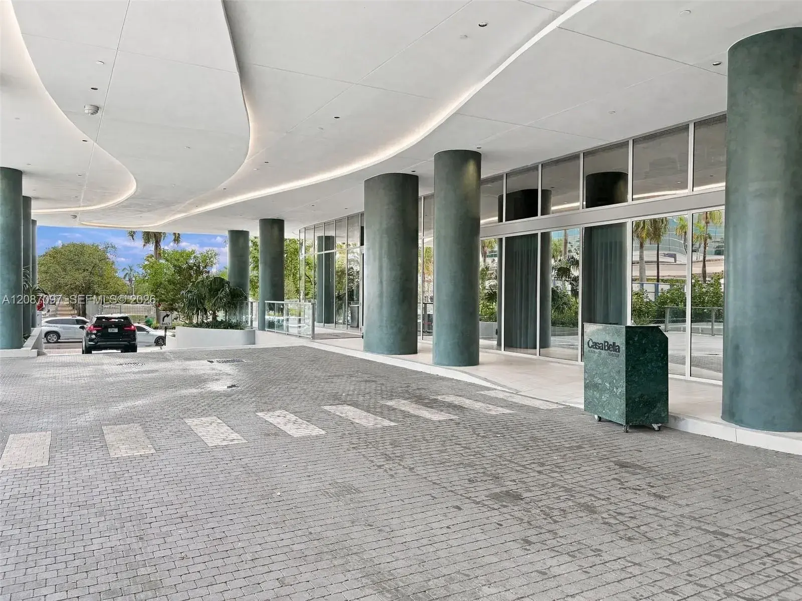 1400 Biscayne Blvd # 1801, Miami FL 33132
