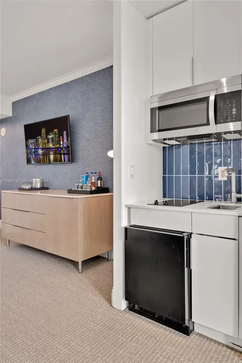 4401 Collins Ave # 1508, Miami Beach FL 33140 photo 5