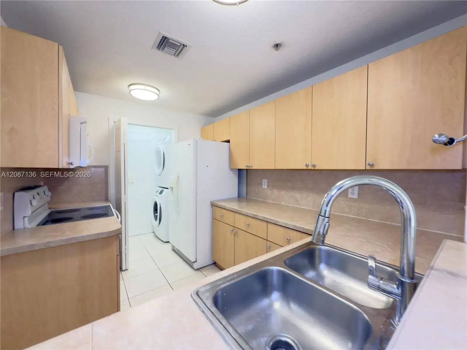 6520 NW 114th Ave # 1621, Doral FL 33178 photo 3