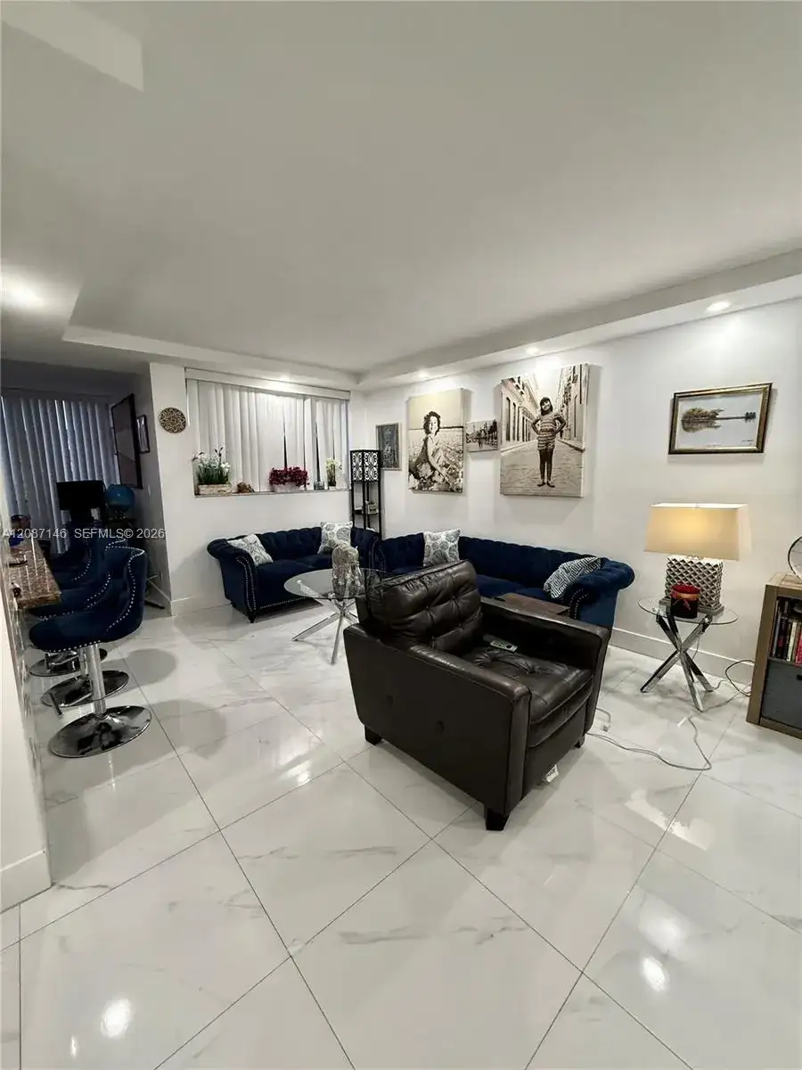 9441 SW 4th St # 301, Miami FL 33174 photo 5