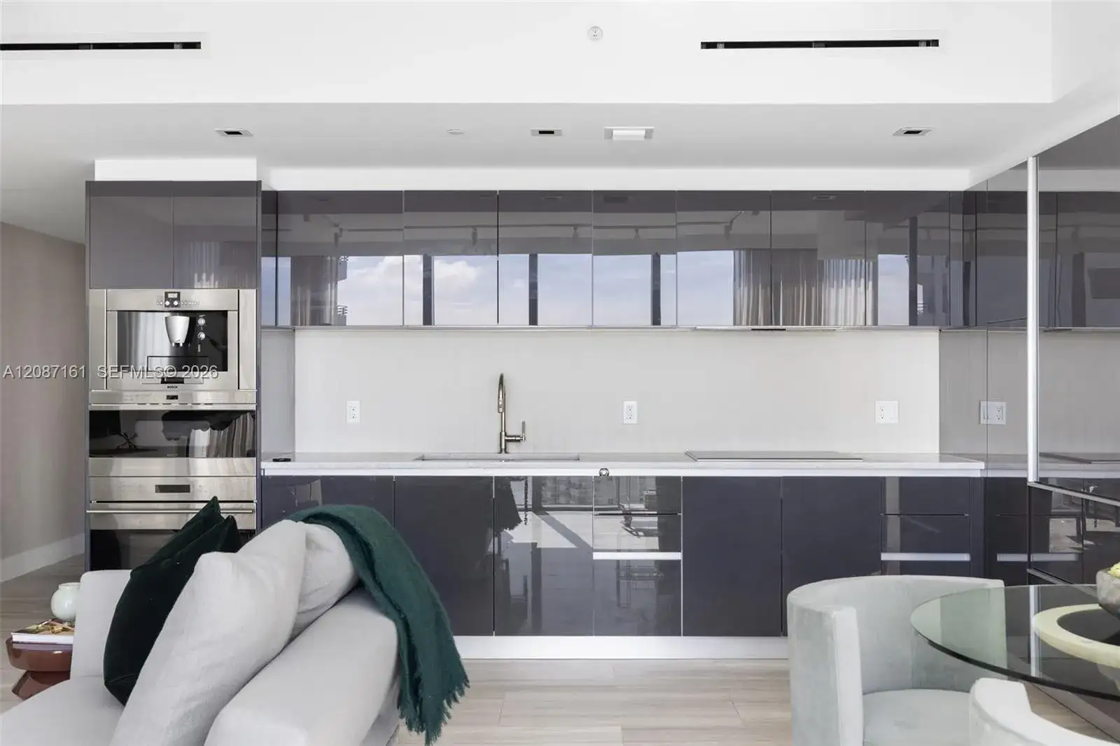 1451 Brickell Ave # 1901, Miami FL 33131 photo 3