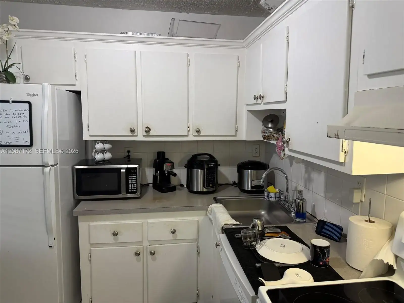 9460 Fontainebleau Blvd # 433, Miami FL 33172 photo 3