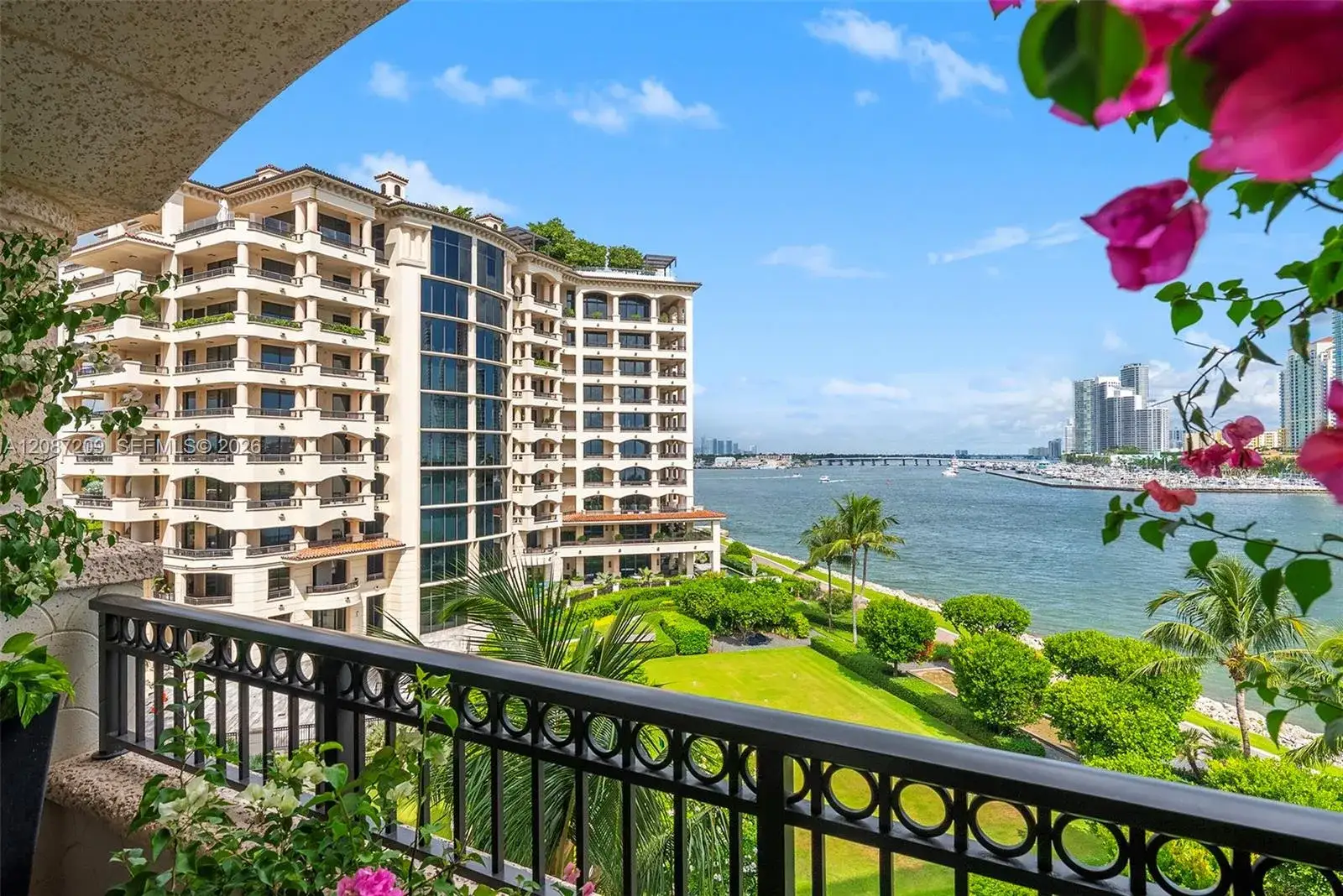 7052 Fisher Island Dr # 7052, Miami Beach FL 33109