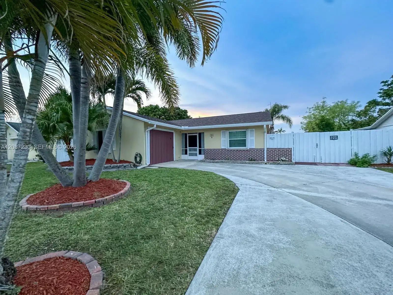 1063 Concert Way, Royal Palm Beach FL 33411 photo 2