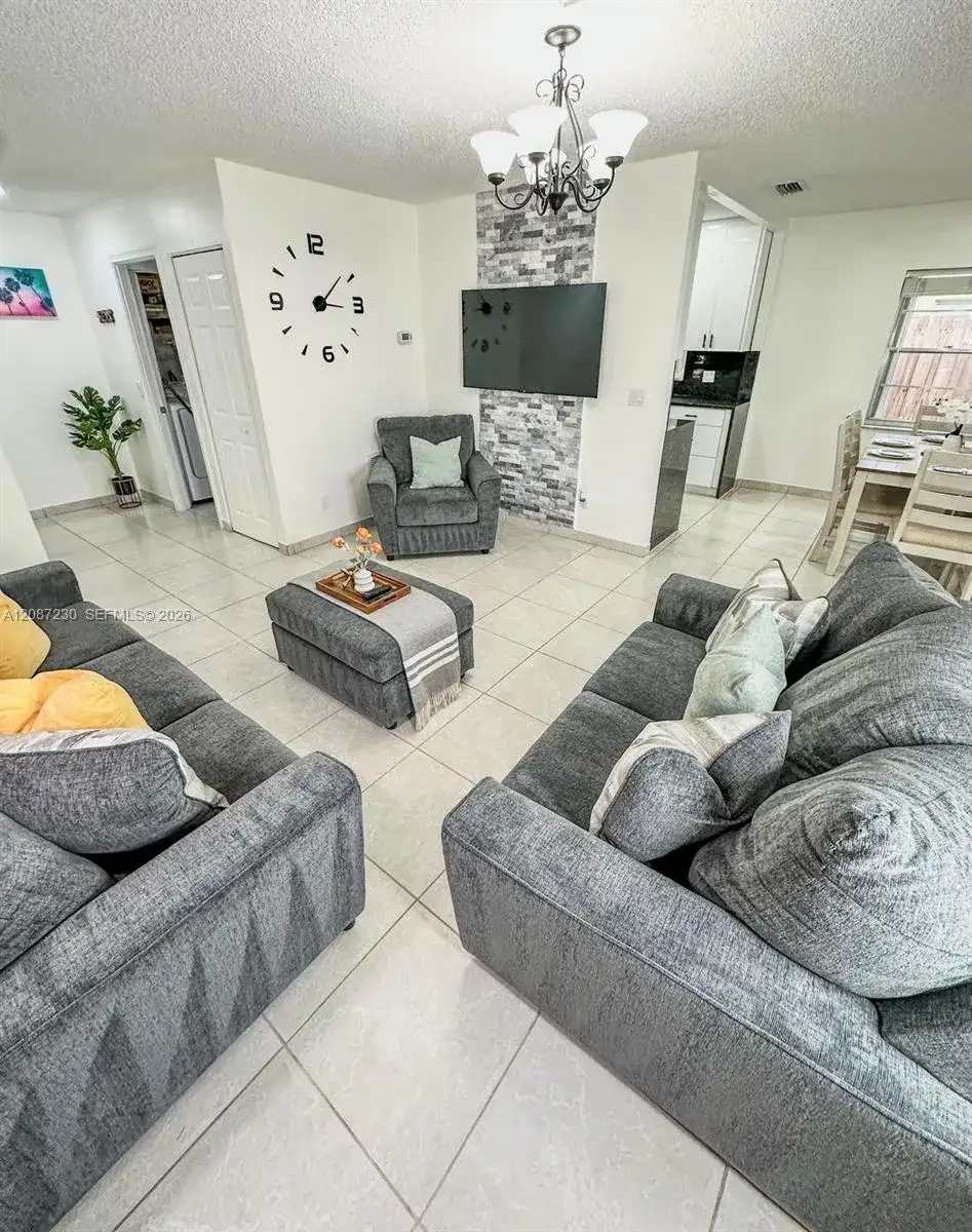 1063 Concert Way, Royal Palm Beach FL 33411 photo 4