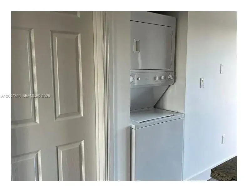 5400 W 21st Ct # 407, Hialeah FL 33016
