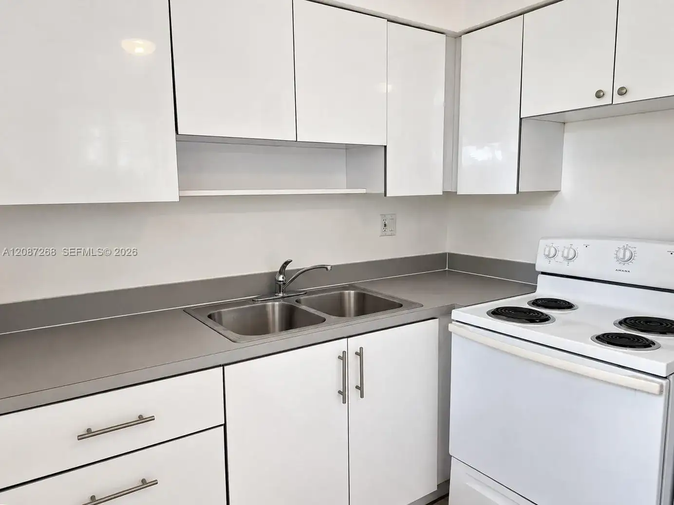 2206 Fillmore St # 8, Hollywood FL 33020 photo 3