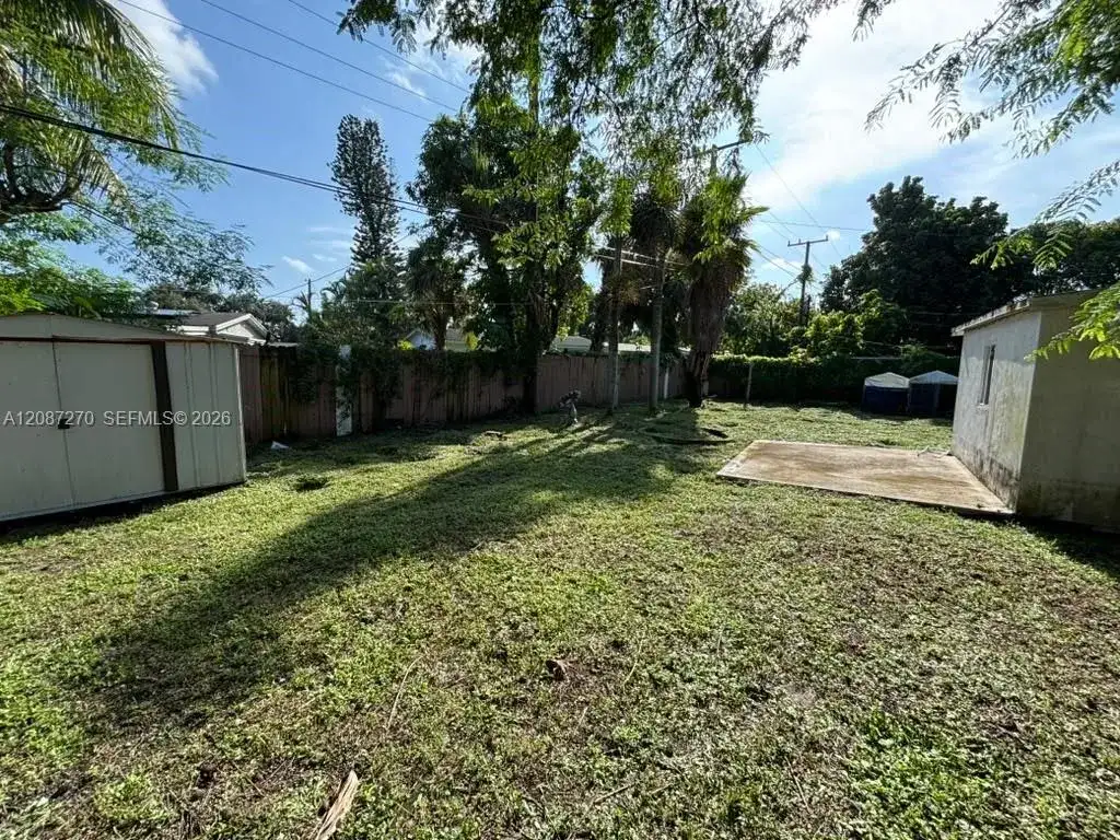 6100 Monroe St, Hollywood FL 33023 photo 3