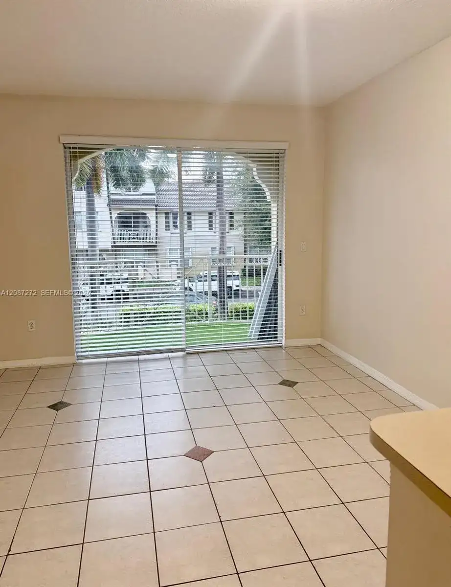 8906 W Flagler St # 216, Miami FL 33174 photo 2