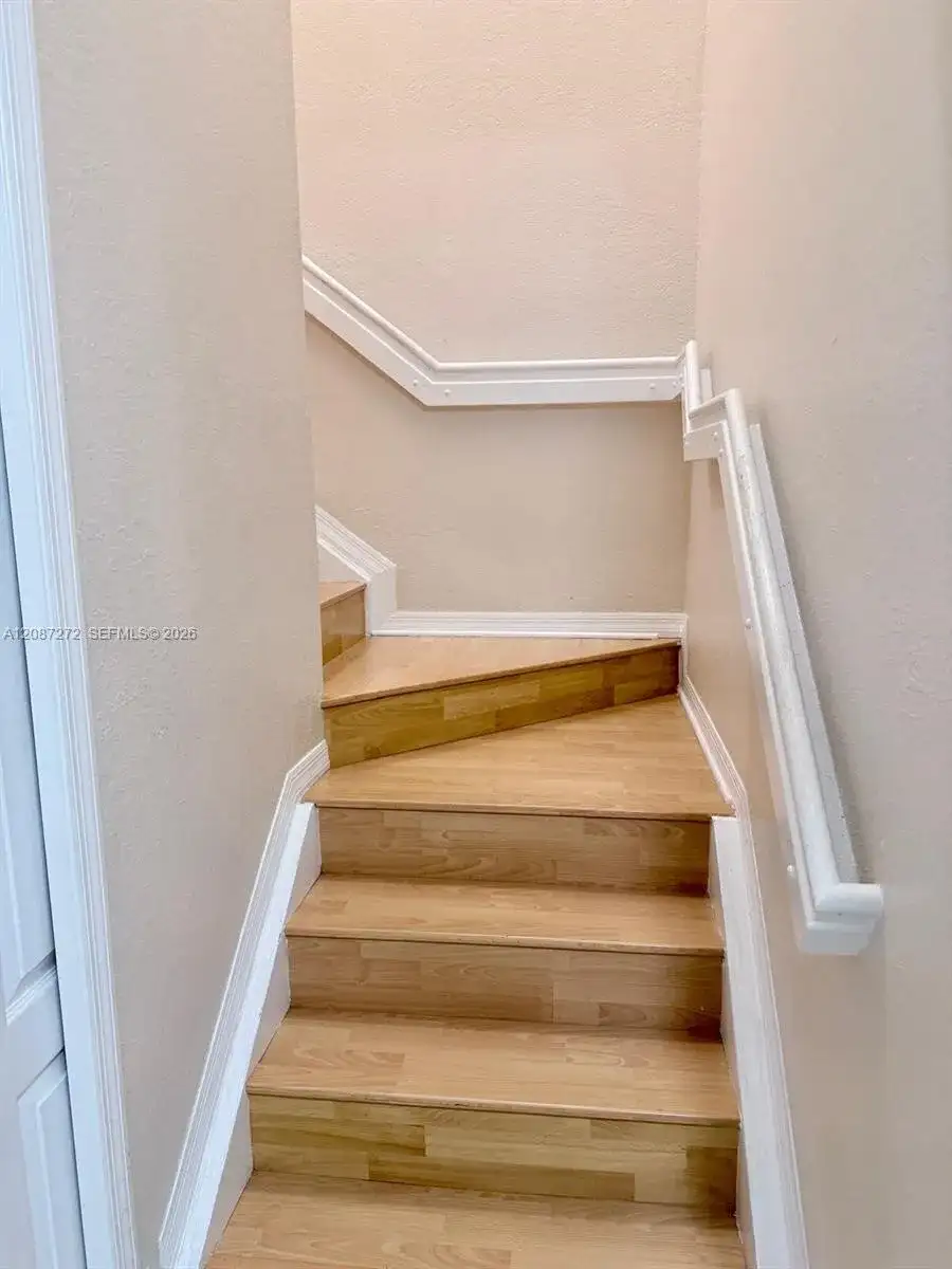 8906 W Flagler St # 216, Miami FL 33174 photo 5