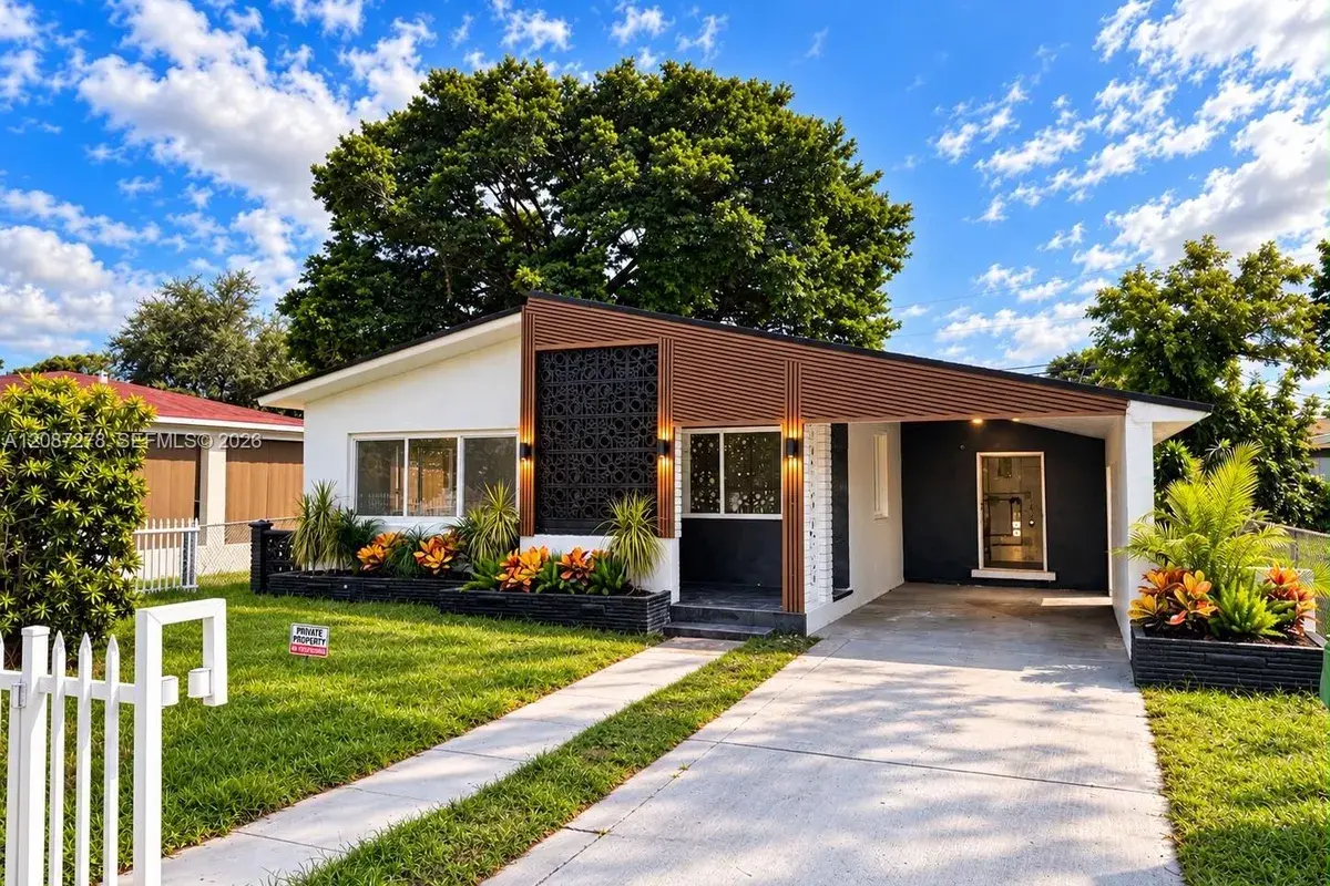 940 NW 67th St, Miami FL 33150