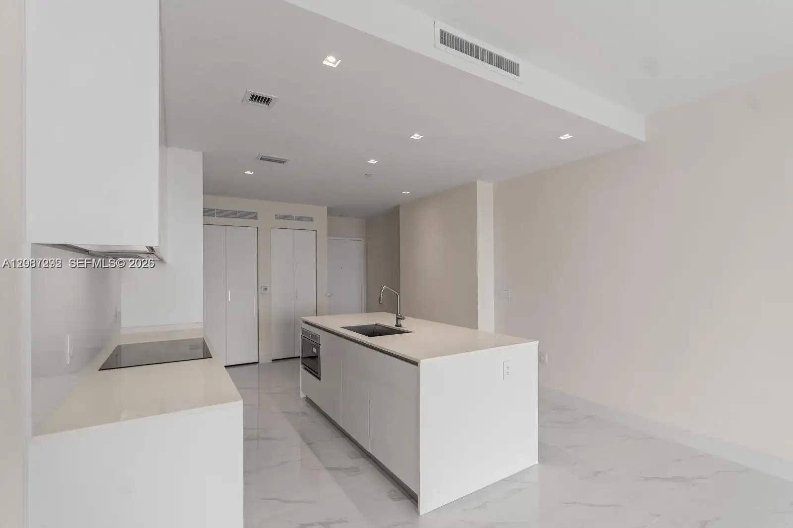 700 NE 24th # 804, Miami FL 33137 photo 3