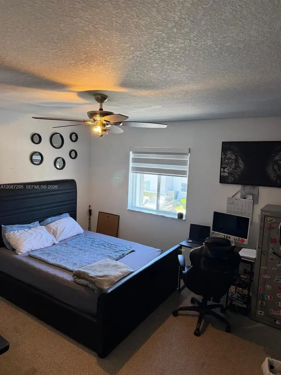 391 NW 12th Ave, Florida City FL 33034