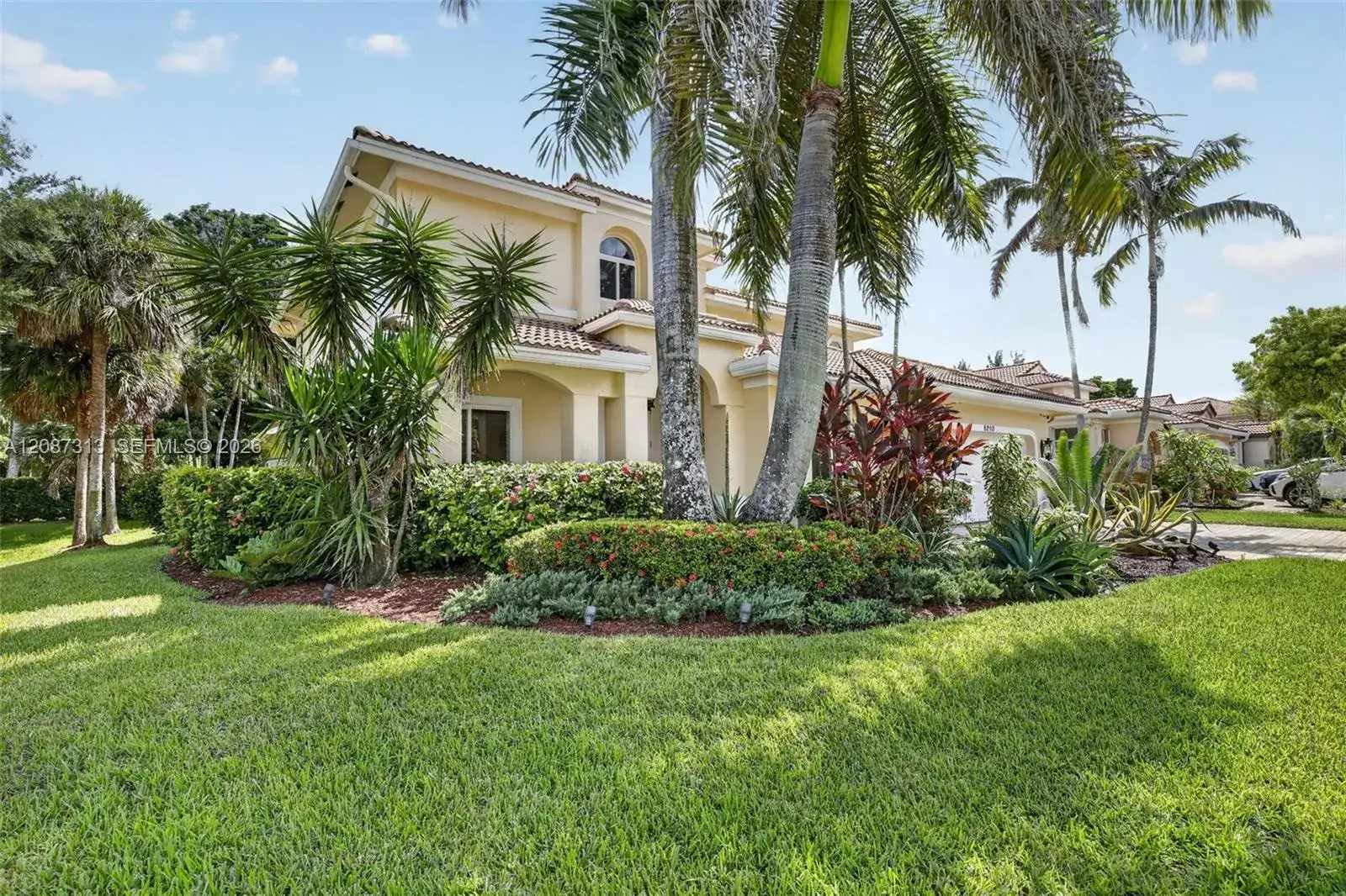8210 Phoenician Court, Davie FL 33328 photo 3