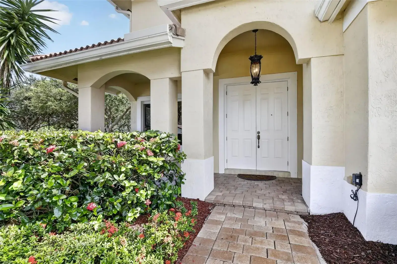 8210 Phoenician Court, Davie FL 33328 photo 5