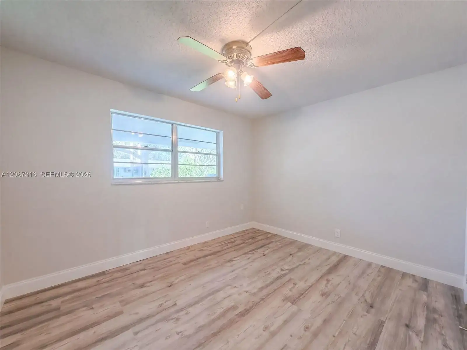 400 SW Golfview Ter # 112, Boynton Beach FL 33426 photo 4