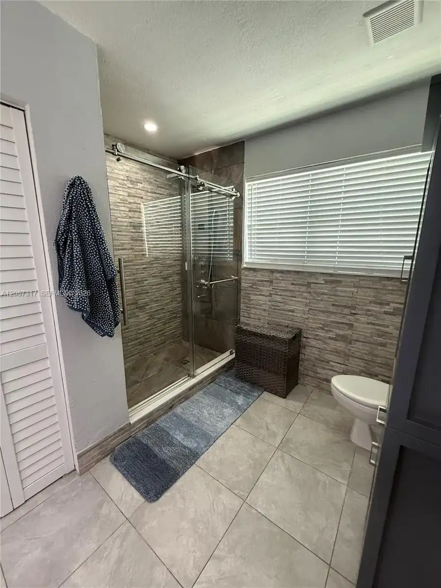 6821 W 2nd Ct, Hialeah FL 33014 photo 3