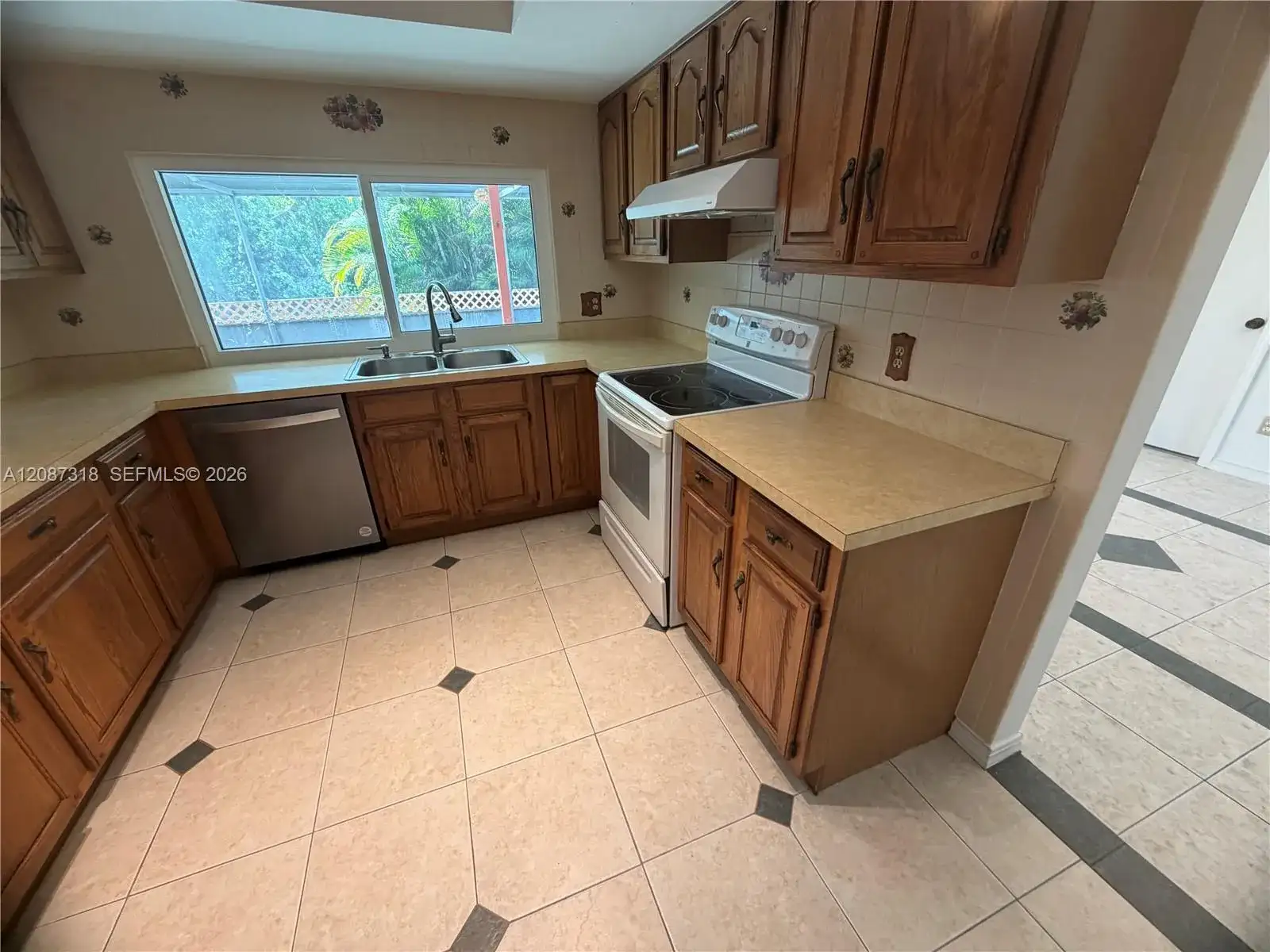 3123 SE Quanset Cir, Stuart FL 34997 photo 2