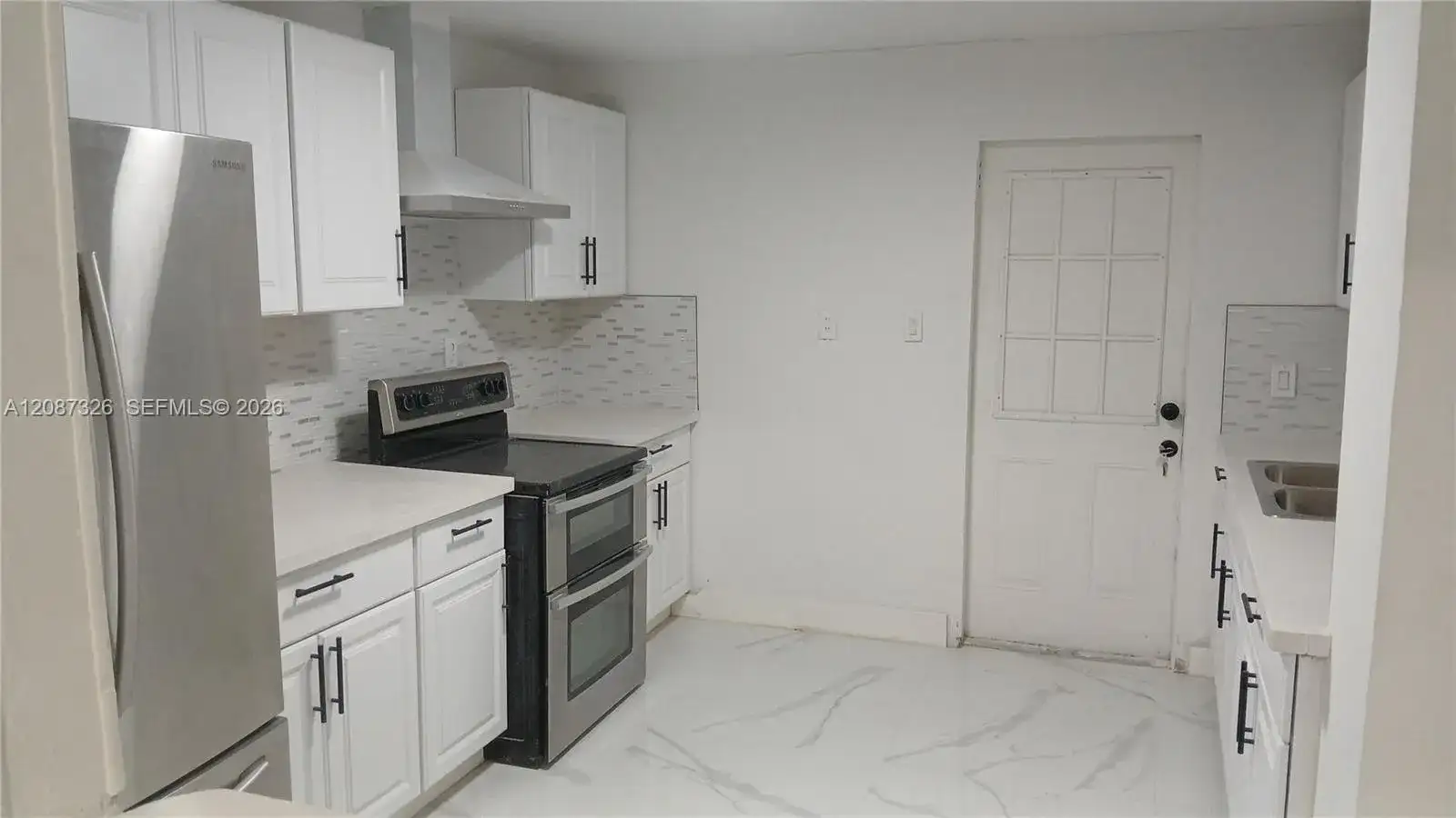 4391 NW 169th Ter, Miami Gardens FL 33055 photo 2