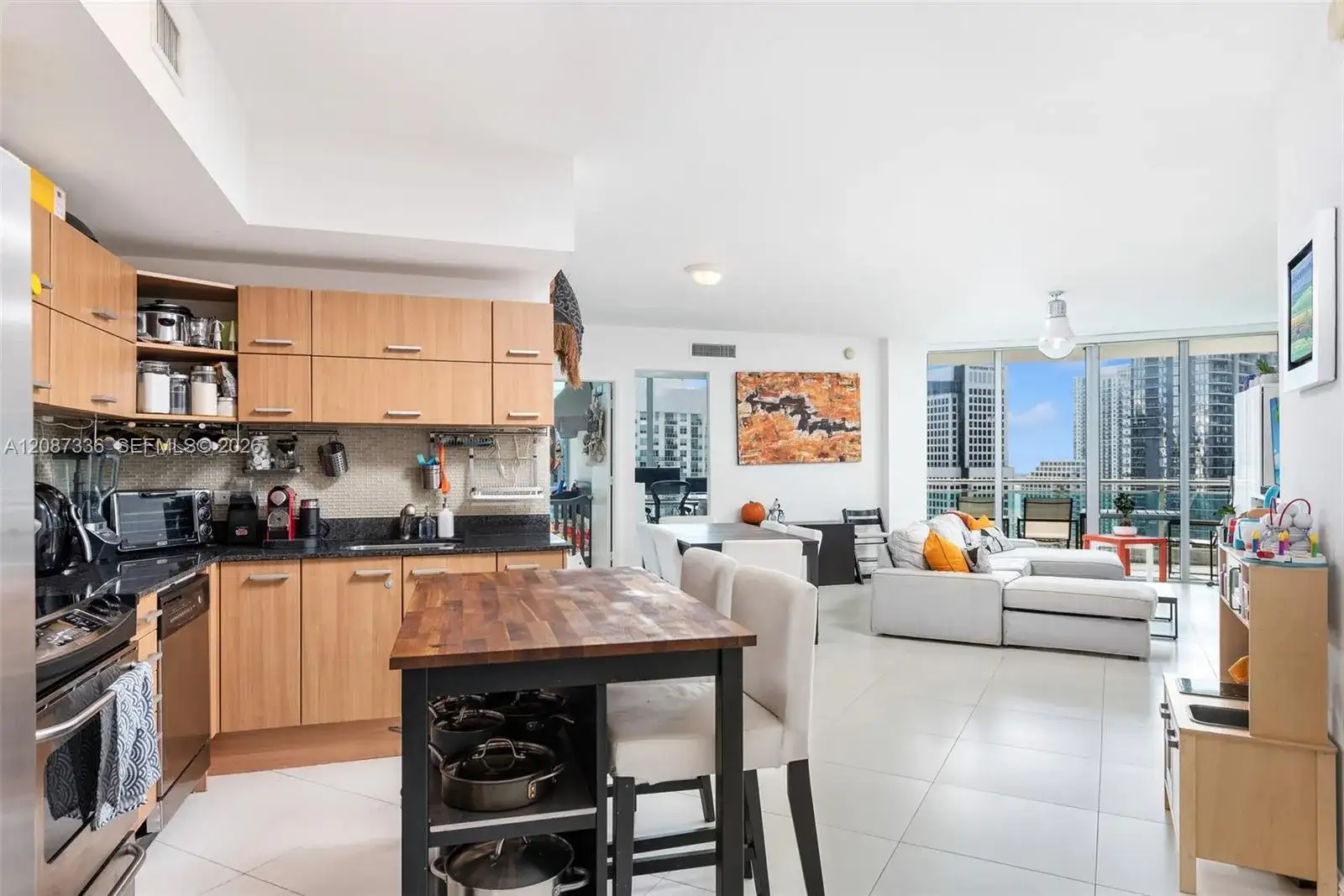 350 S Miami Ave # 3802, Miami FL 33130 photo 5