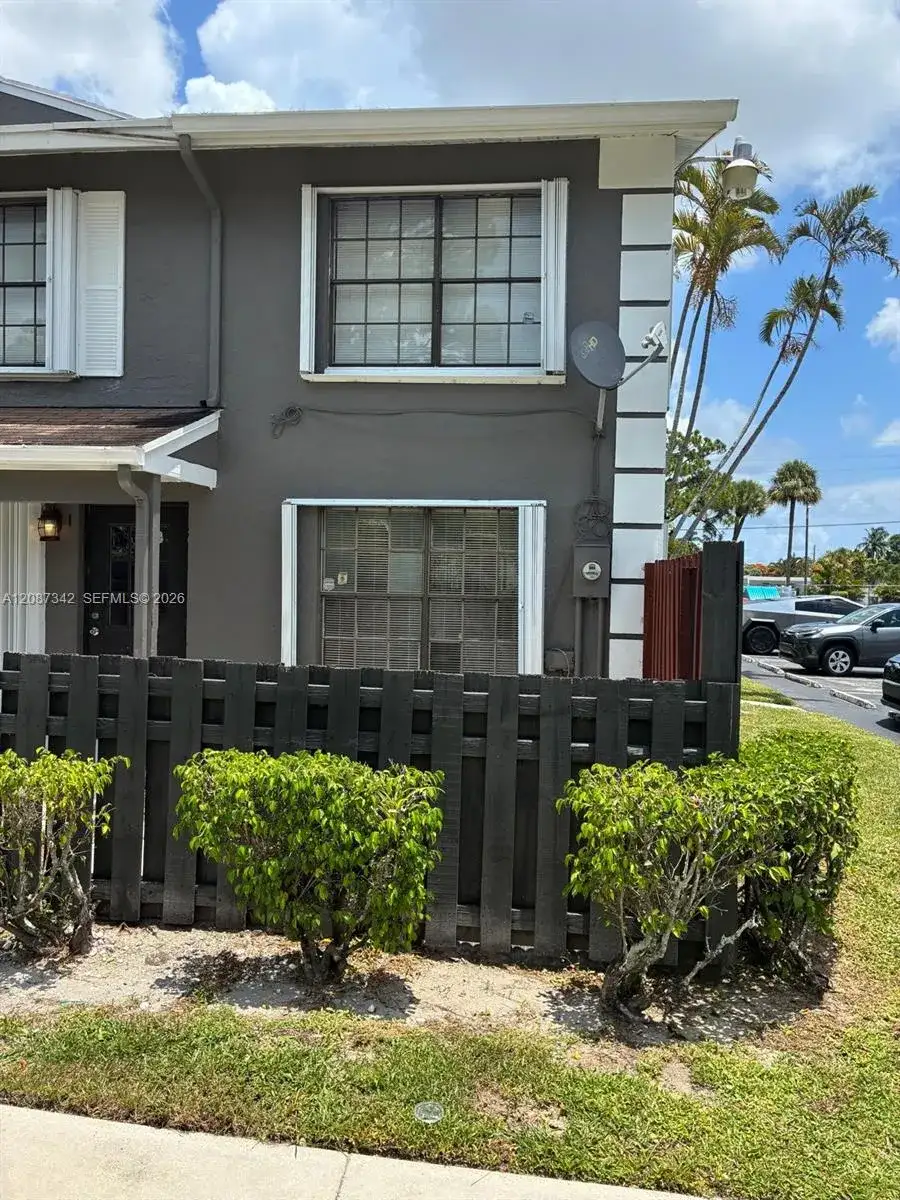 5023 E Society Pl E # I, West Palm Beach FL 33415 photo 3