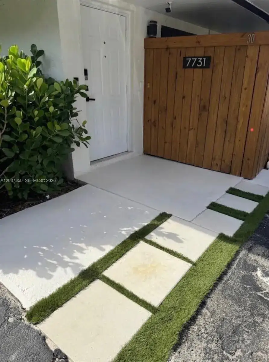 7731 SW 100th St # 30, Miami FL 33156