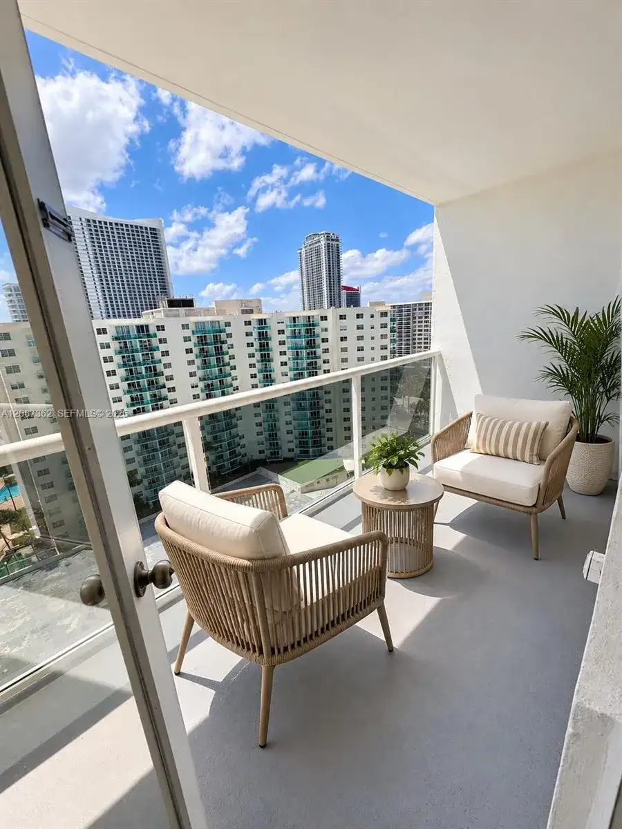 3725 S Ocean Dr # 1606, Hollywood FL 33019 photo 2