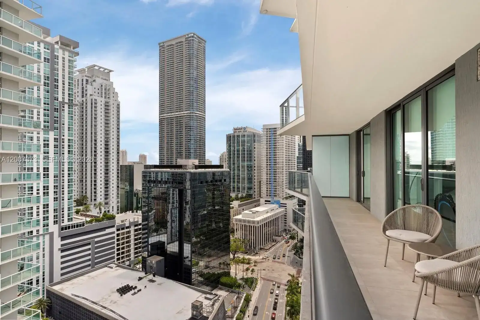 1300 S Miami Ave # 2211, Miami FL 33130 photo 2