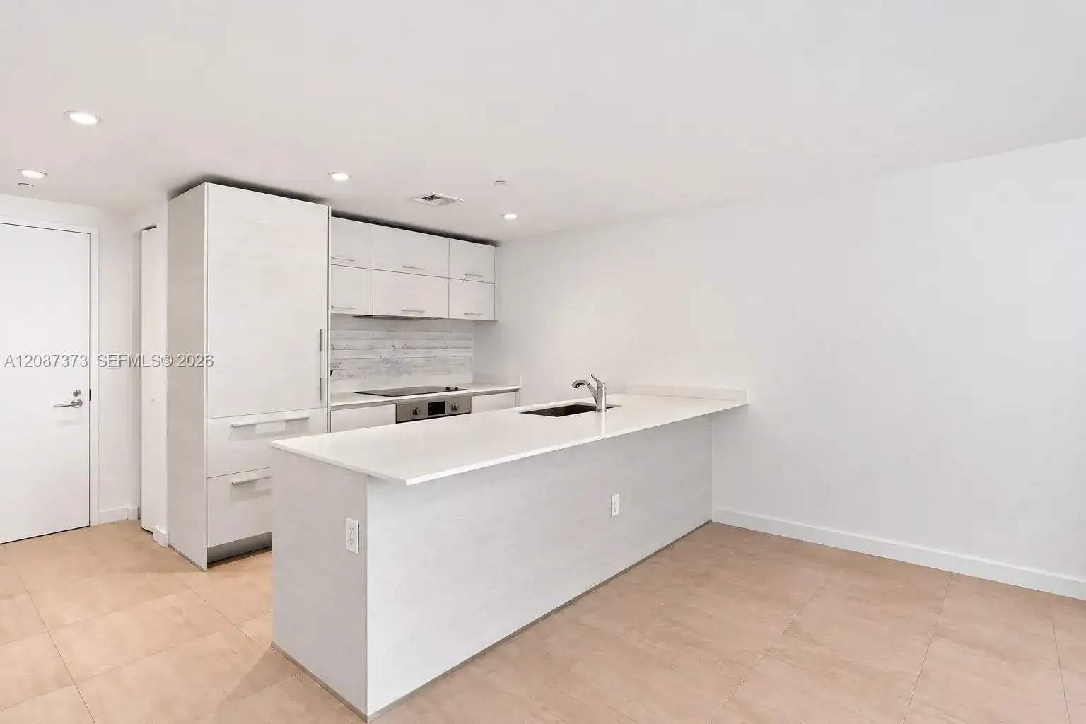 1300 S Miami Ave # 2211, Miami FL 33130 photo 4