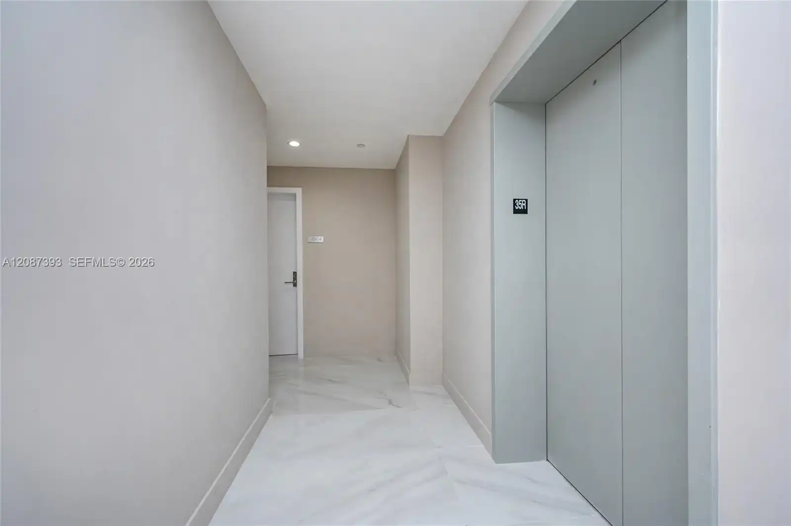 700 NE 24th St # 3504, Miami FL 33137