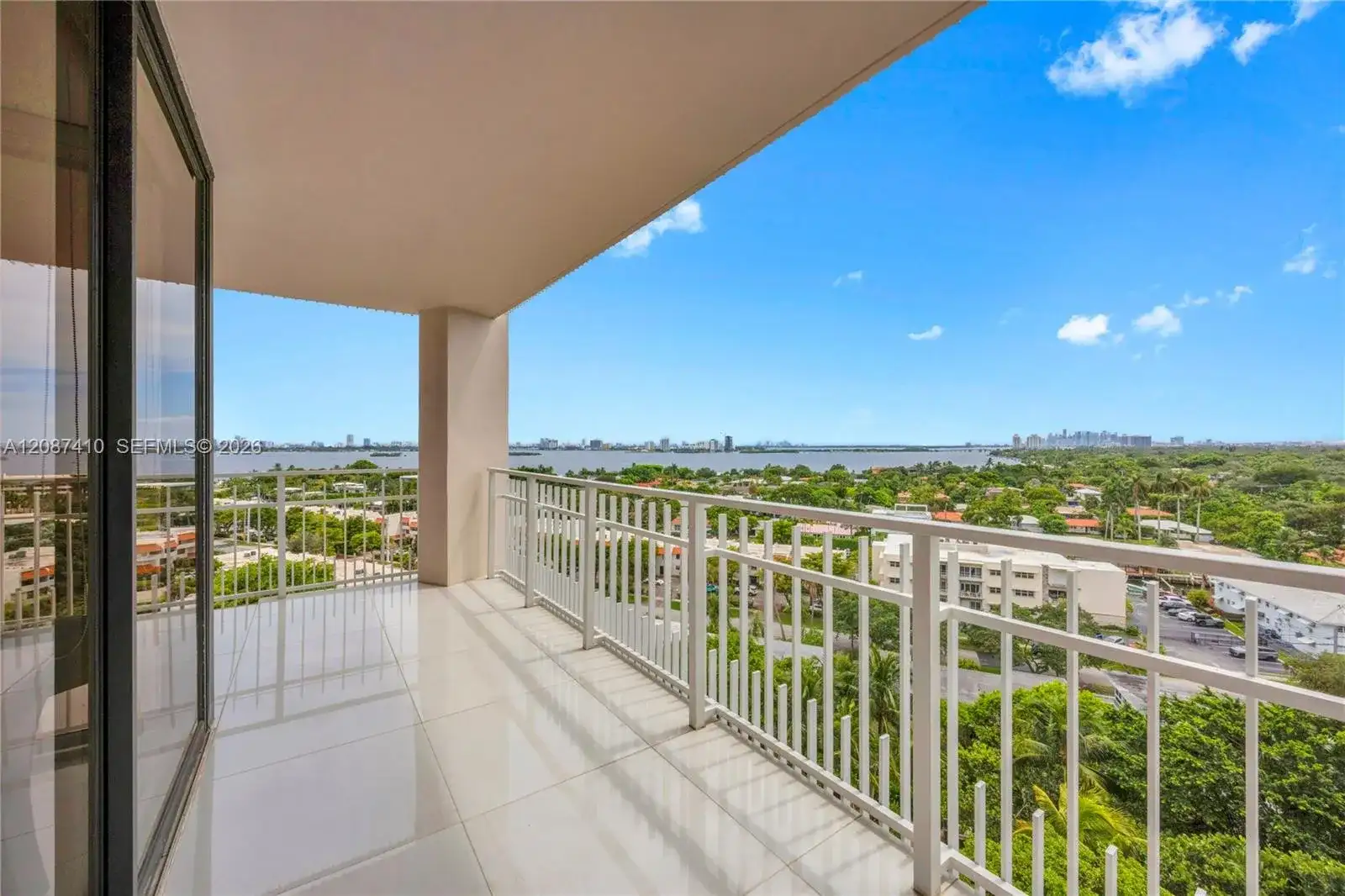 2000 Towerside Ter # 1206, Miami FL 33138 photo 4