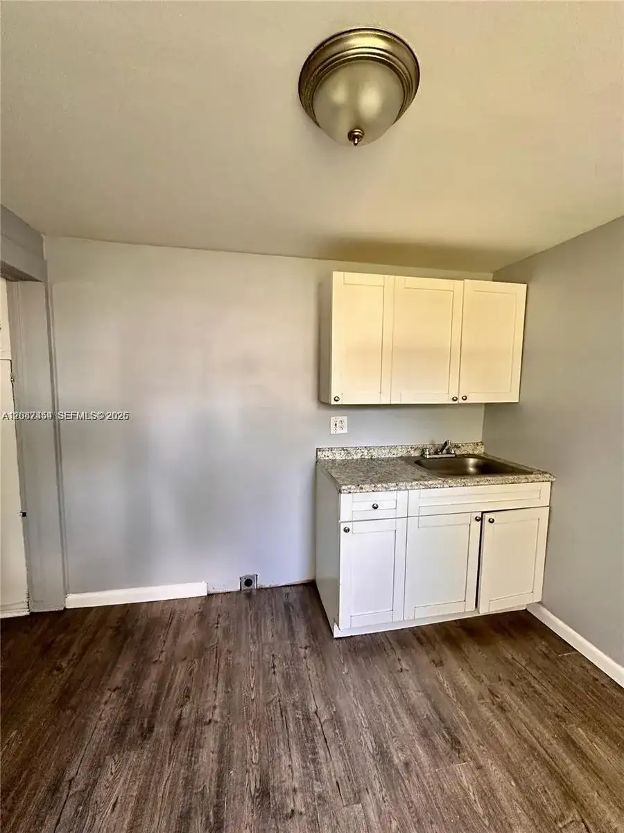 6326 NW 4th Ave # 4, Miami FL 33150 photo 2