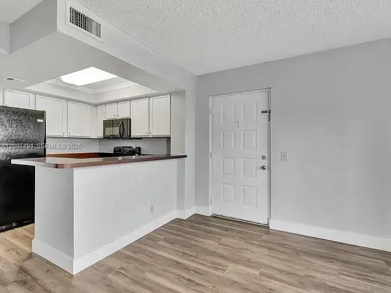 714 Executive Center Dr # 28, West Palm Beach FL 33401 photo 4