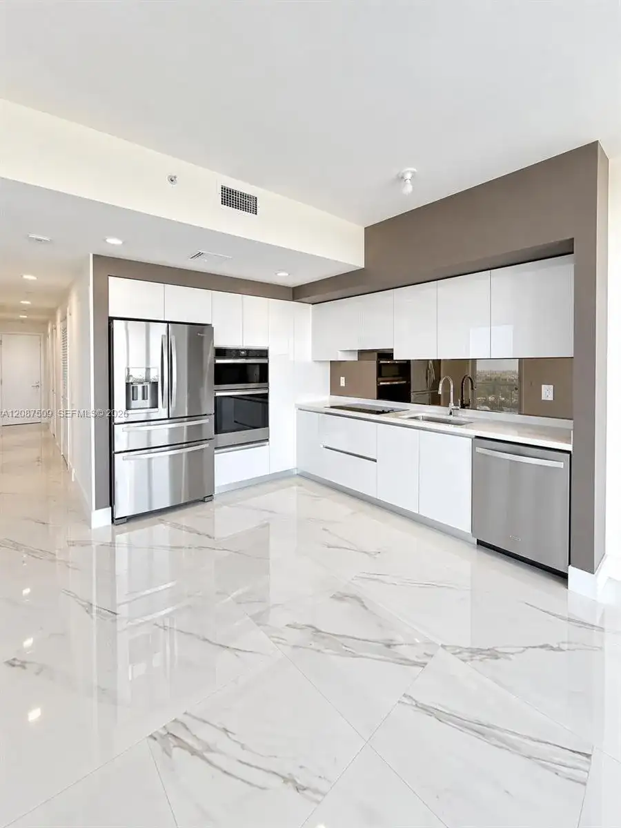 1170 E Hallandale Beach Blvd # 306, Hallandale Beach FL 33009 photo 3