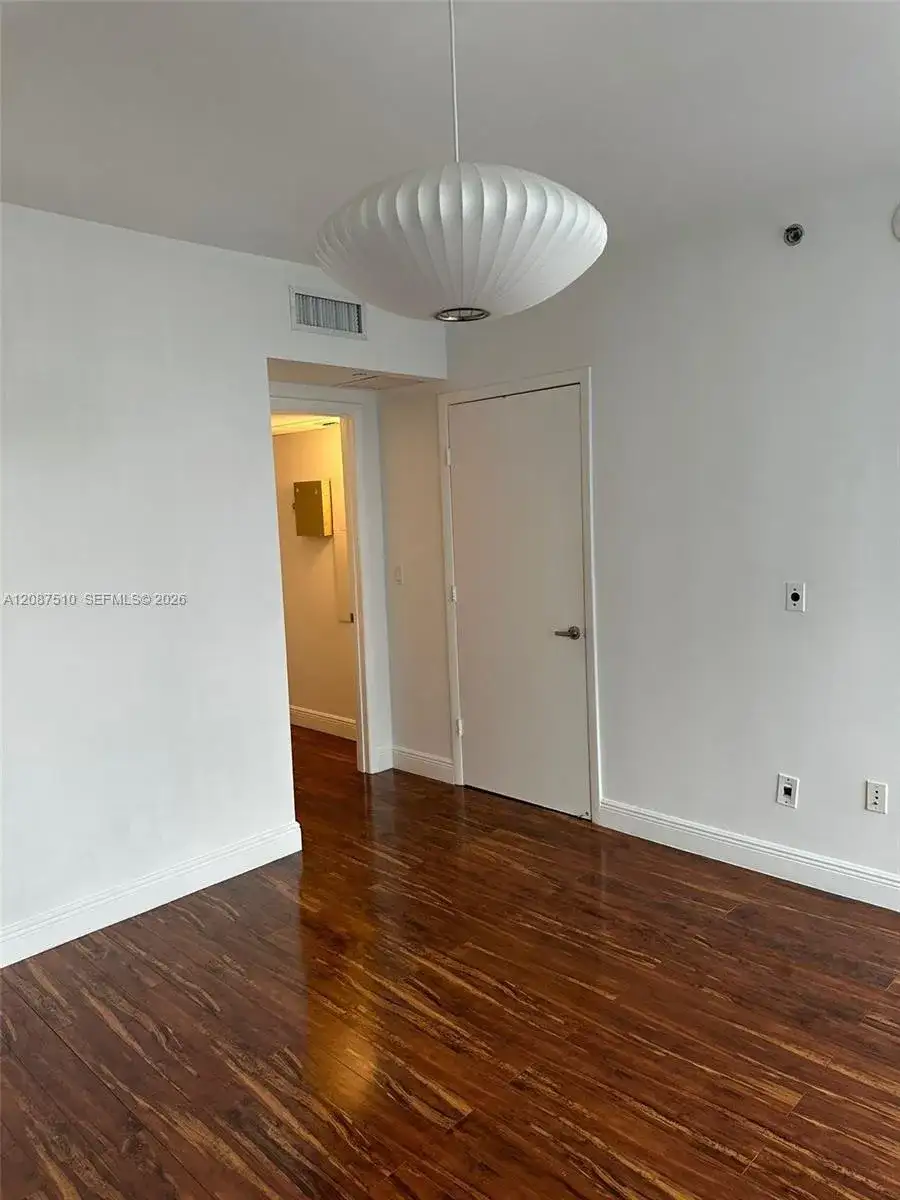 465 Brickell Ave # 3404, Miami FL 33131 photo 4