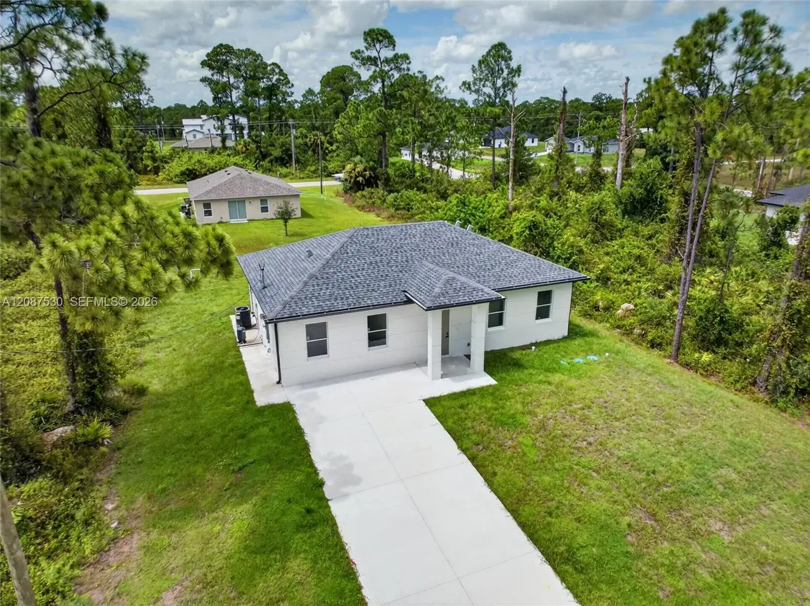 308 Mangonia, Lehigh Acres FL 33974 photo 3